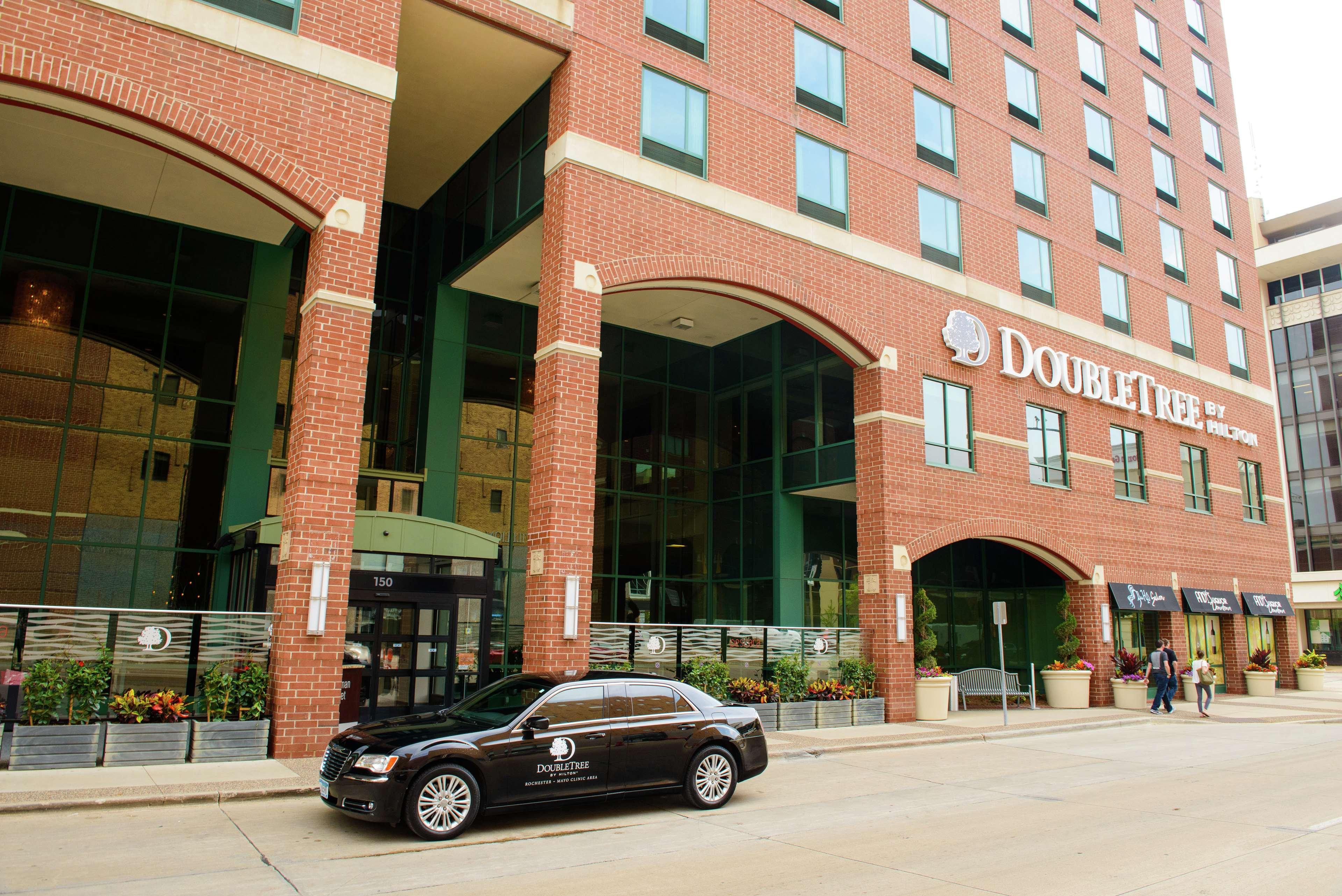 Doubletree By Hilton Rochester - Mayo Clinic Area Exterior photo