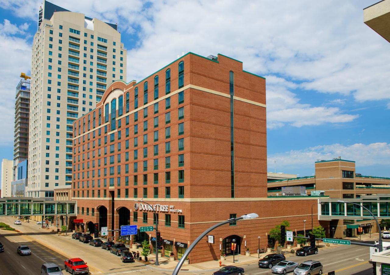 Doubletree By Hilton Rochester - Mayo Clinic Area Exterior photo